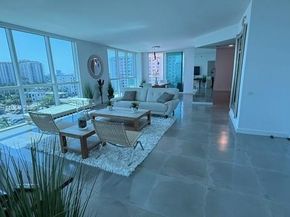 Undisclosed Address #A11499812, Fort Lauderdale FL 33316