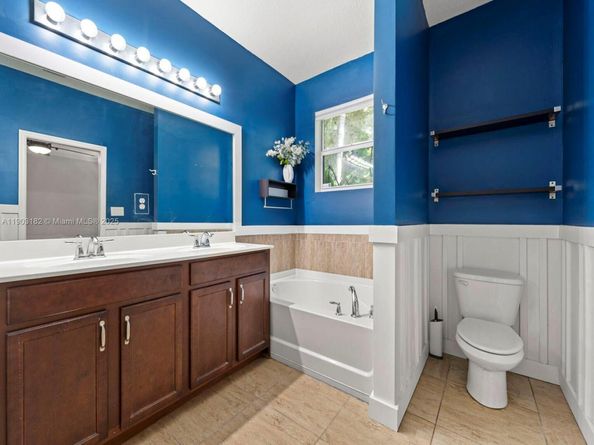 2101 NW 15th Ter, Homestead FL 33030