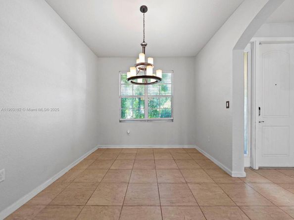 2101 NW 15th Ter, Homestead FL 33030