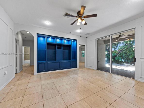 2101 NW 15th Ter, Homestead FL 33030