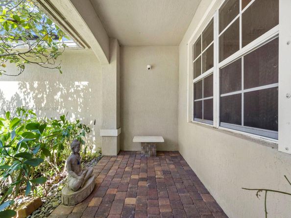 2101 NW 15th Ter, Homestead FL 33030