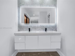 4500 NW 113th Ter, Coral Springs FL 33065