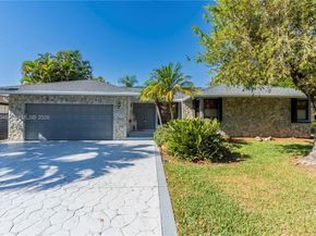 4500 NW 113th Ter, Coral Springs FL 33065