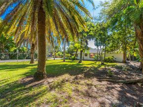 4500 NW 113th Ter, Coral Springs FL 33065