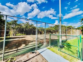 1021 Mockingbird Ln 215, Plantation FL 33324