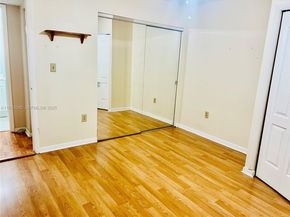 1021 Mockingbird Ln 215, Plantation FL 33324