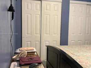 800 N 70th Ave, Hollywood FL 33024