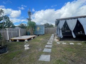 800 N 70th Ave, Hollywood FL 33024