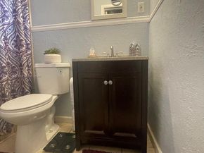 800 N 70th Ave, Hollywood FL 33024