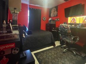 800 N 70th Ave, Hollywood FL 33024