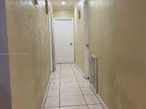 800 N 70th Ave, Hollywood FL 33024