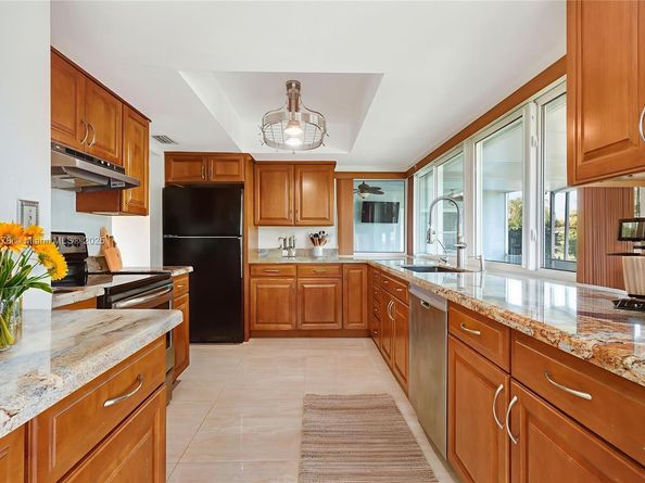 1831 NW 33rd St, Oakland Park FL 33309