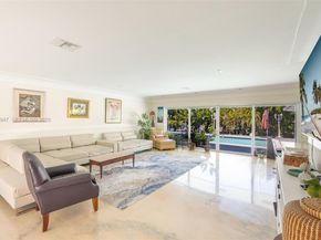 416 N Rainbow Dr, Hollywood FL 33021