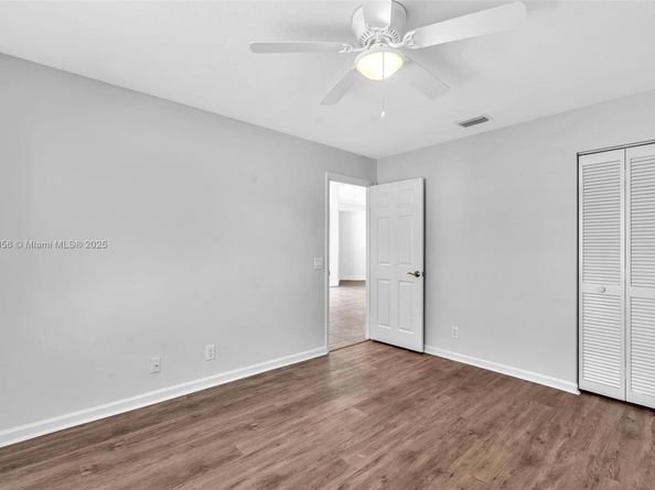 794 Lake Blvd, Weston FL 33326