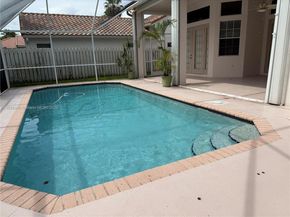 794 Lake Blvd, Weston FL 33326