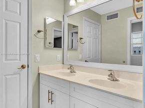 794 Lake Blvd, Weston FL 33326