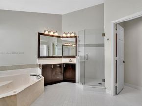 794 Lake Blvd, Weston FL 33326