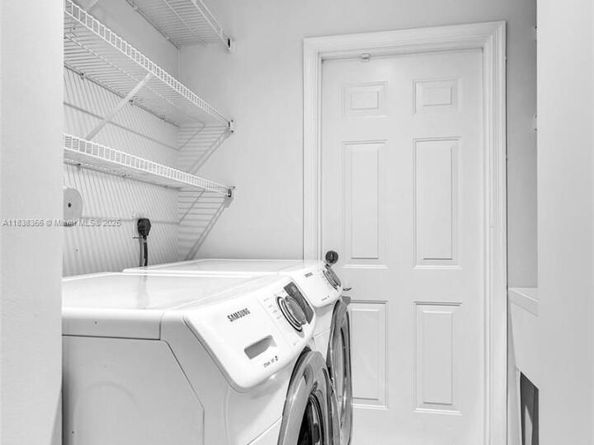 794 Lake Blvd, Weston FL 33326