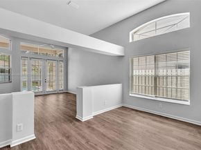 794 Lake Blvd, Weston FL 33326