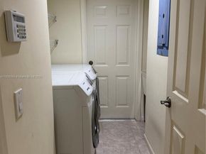 794 Lake Blvd, Weston FL 33326