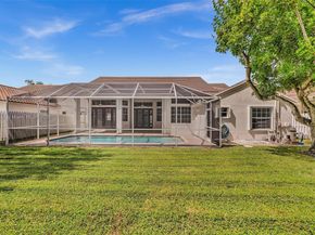 794 Lake Blvd, Weston FL 33326