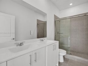 732 SE 13th Court 732, Homestead FL 33034