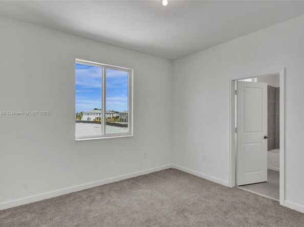 732 SE 13th Court 732, Homestead FL 33034