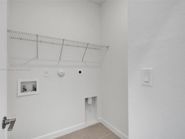 732 SE 13th Court 732, Homestead FL 33034