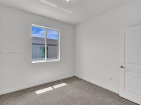 732 SE 13th Court 732, Homestead FL 33034