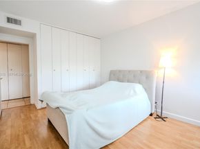 7441 Wayne Ave 2H, Miami Beach FL 33141