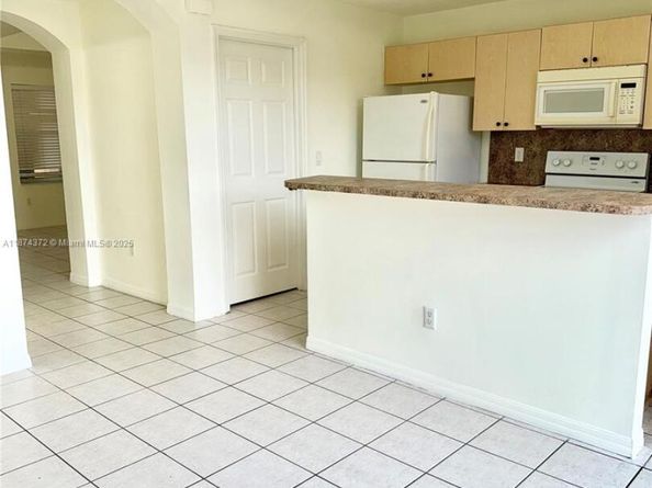 2161 Anchor Ct 2002, Dania Beach FL 33312