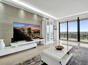 20281 E Country Club Dr 2209, Aventura FL 33180
