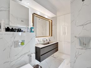 20281 E Country Club Dr 2209, Aventura FL 33180