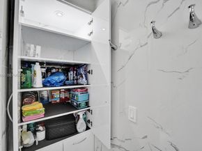 20281 E Country Club Dr 2209, Aventura FL 33180