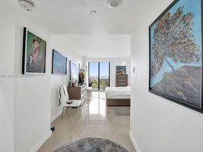 20281 E Country Club Dr 2209, Aventura FL 33180