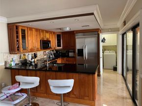 10115 NW 4th Ln 38, Miami FL 33176