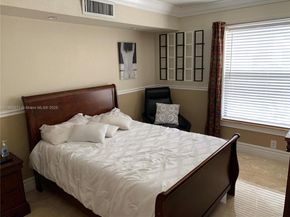 10115 NW 4th Ln 38, Miami FL 33176