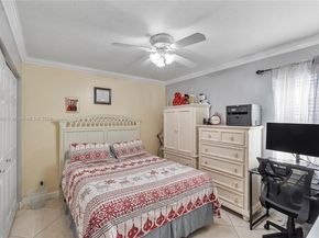 126 Sparrow Dr 22B, Royal Palm Beach FL 33411