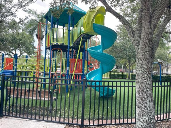 126 Sparrow Dr 22B, Royal Palm Beach FL 33411
