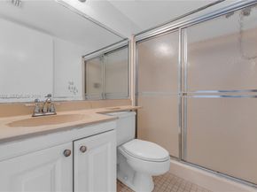 440 NW 214th St 104, Miami Gardens FL 33169