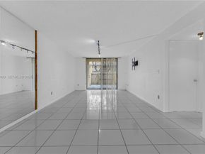 440 NW 214th St 104, Miami Gardens FL 33169