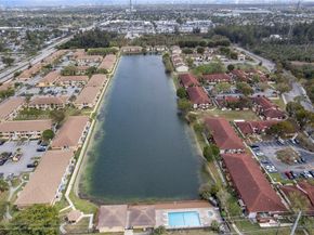 440 NW 214th St 104, Miami Gardens FL 33169