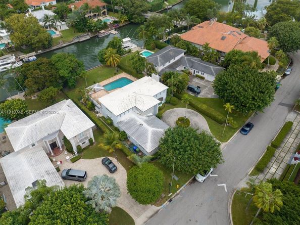4403 Palm Ln, Miami FL 33137