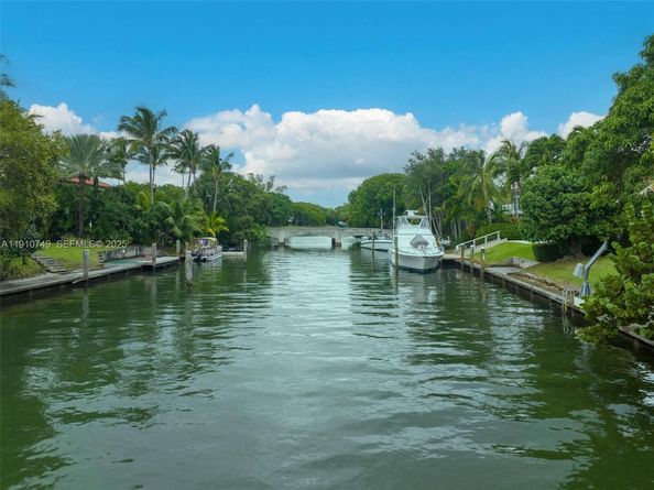 4403 Palm Ln, Miami FL 33137