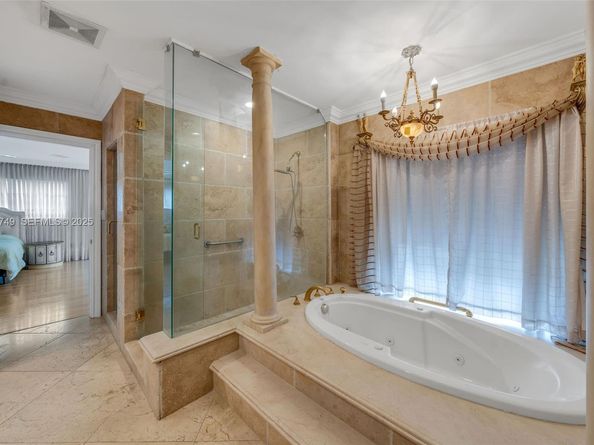 4403 Palm Ln, Miami FL 33137