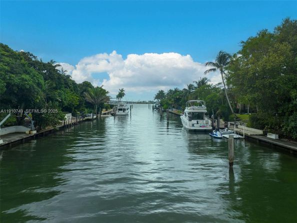 4403 Palm Ln, Miami FL 33137