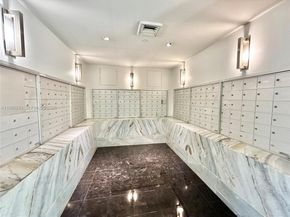 335 S Biscayne Blvd 2702, Miami FL 33131