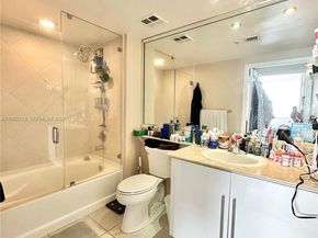 335 S Biscayne Blvd 2702, Miami FL 33131