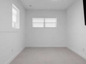 901 NW 34th Ter, Lauderhill FL 33311