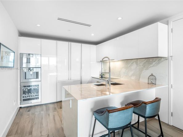 10201 Collins Ave 605, Bal Harbour FL 33154